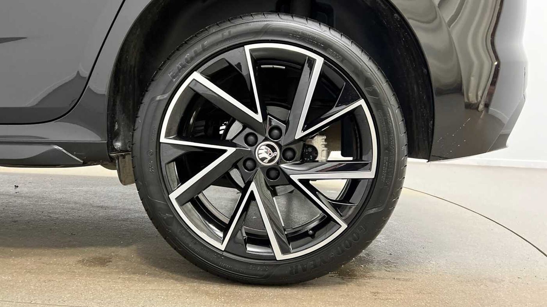 SKODA Kamiq 1.0 TSI (110ps) Monte Carlo DSG SUV