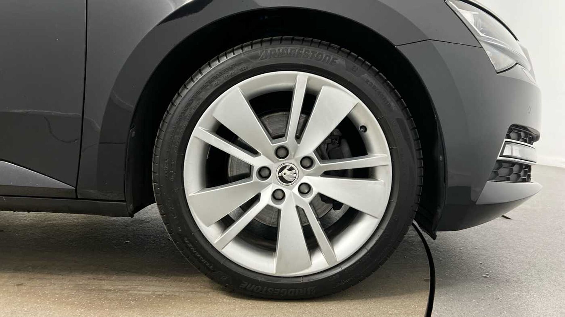 SKODA Superb 2.0 TDI SCR 150ps SE L Estate