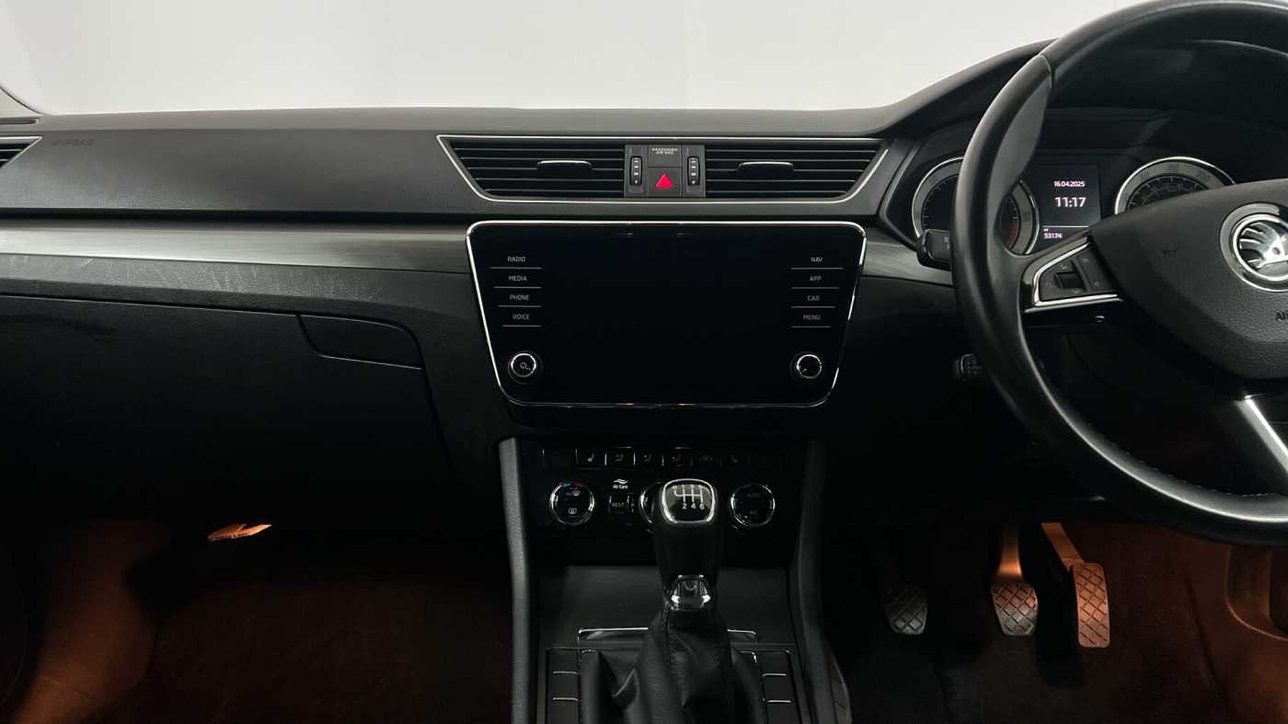 SKODA Superb 2.0 TDI SCR 150ps SE L Estate
