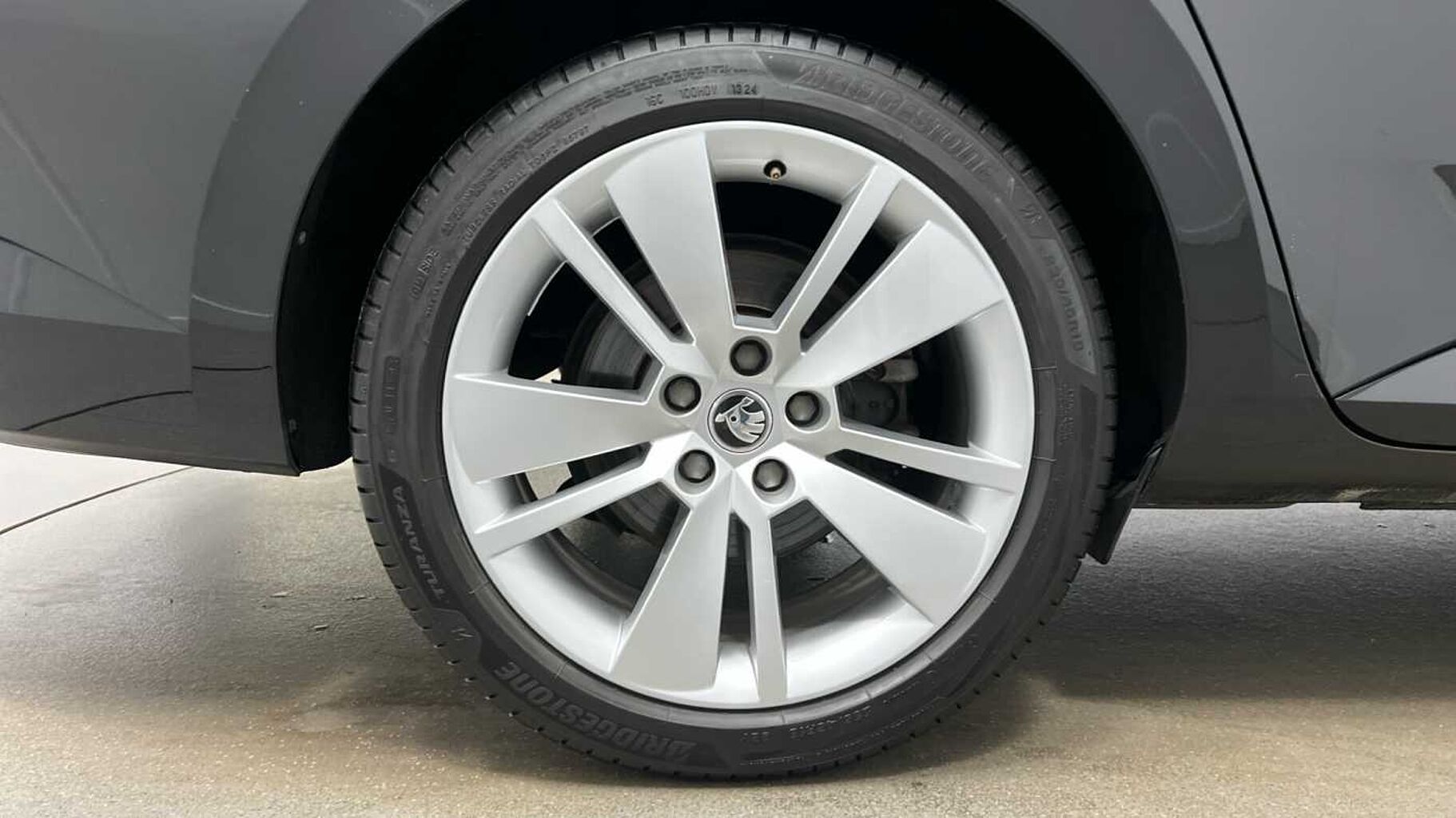 SKODA Superb 2.0 TDI SCR 150ps SE L Estate