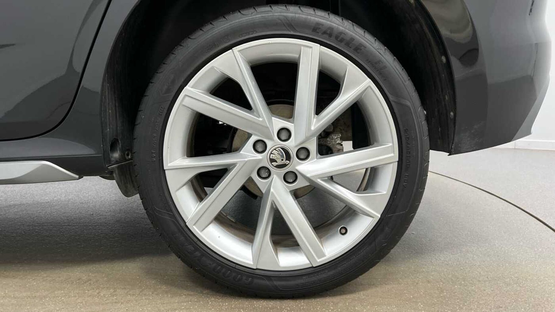SKODA Kamiq 1.0 TSI SE L Executive SUV 5dr Petrol Manual Euro 6 (s/s) (110 ps)