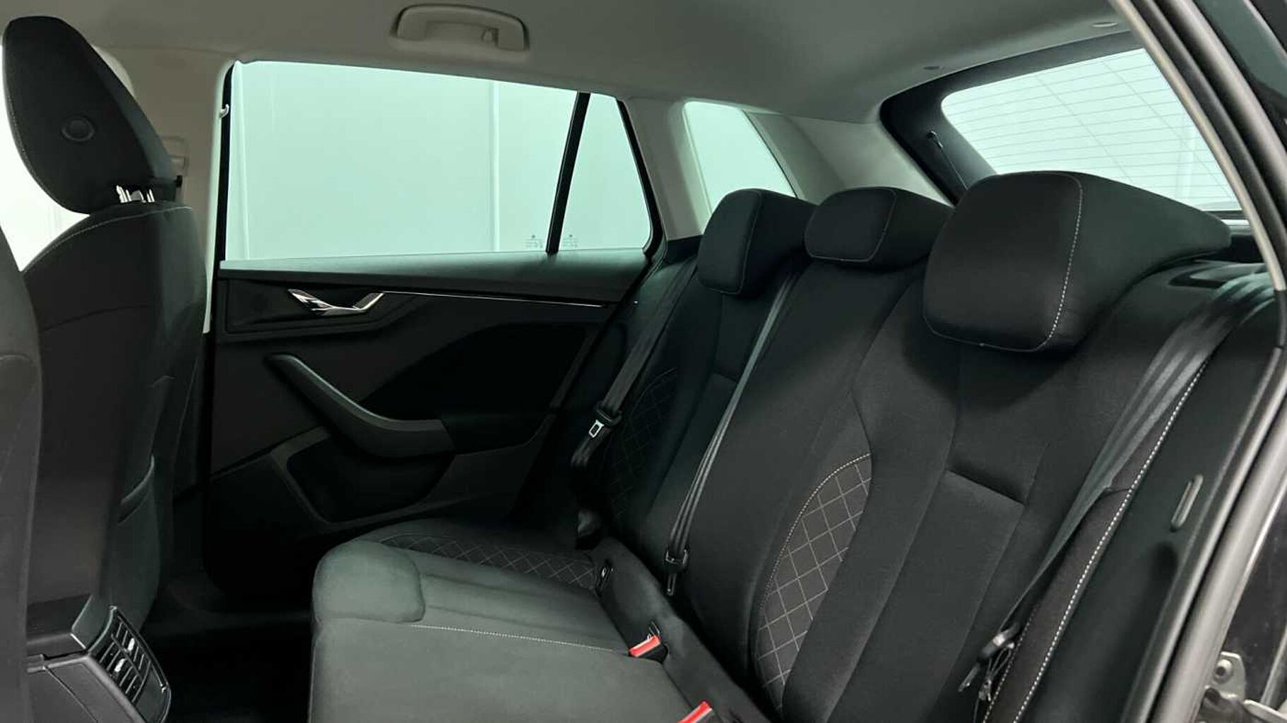 SKODA Kamiq 1.0 TSI (109ps) SE Drive DSG SUV