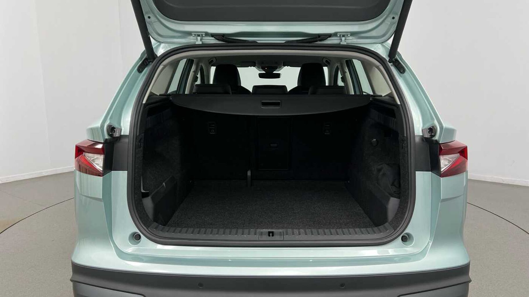 SKODA Enyaq 62kWh 60 Nav Loft SUV 5dr Electric Auto (179 ps)