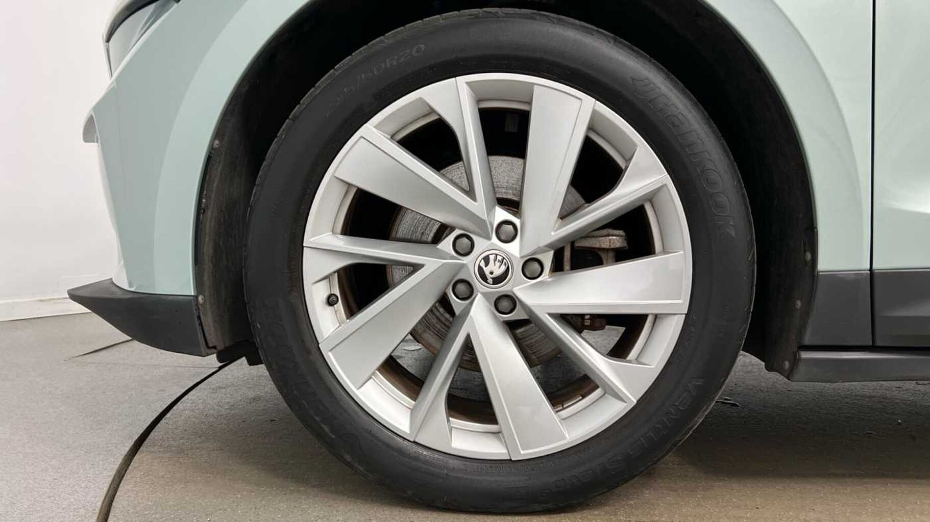 SKODA Enyaq 62kWh 60 Nav Loft SUV 5dr Electric Auto (179 ps)