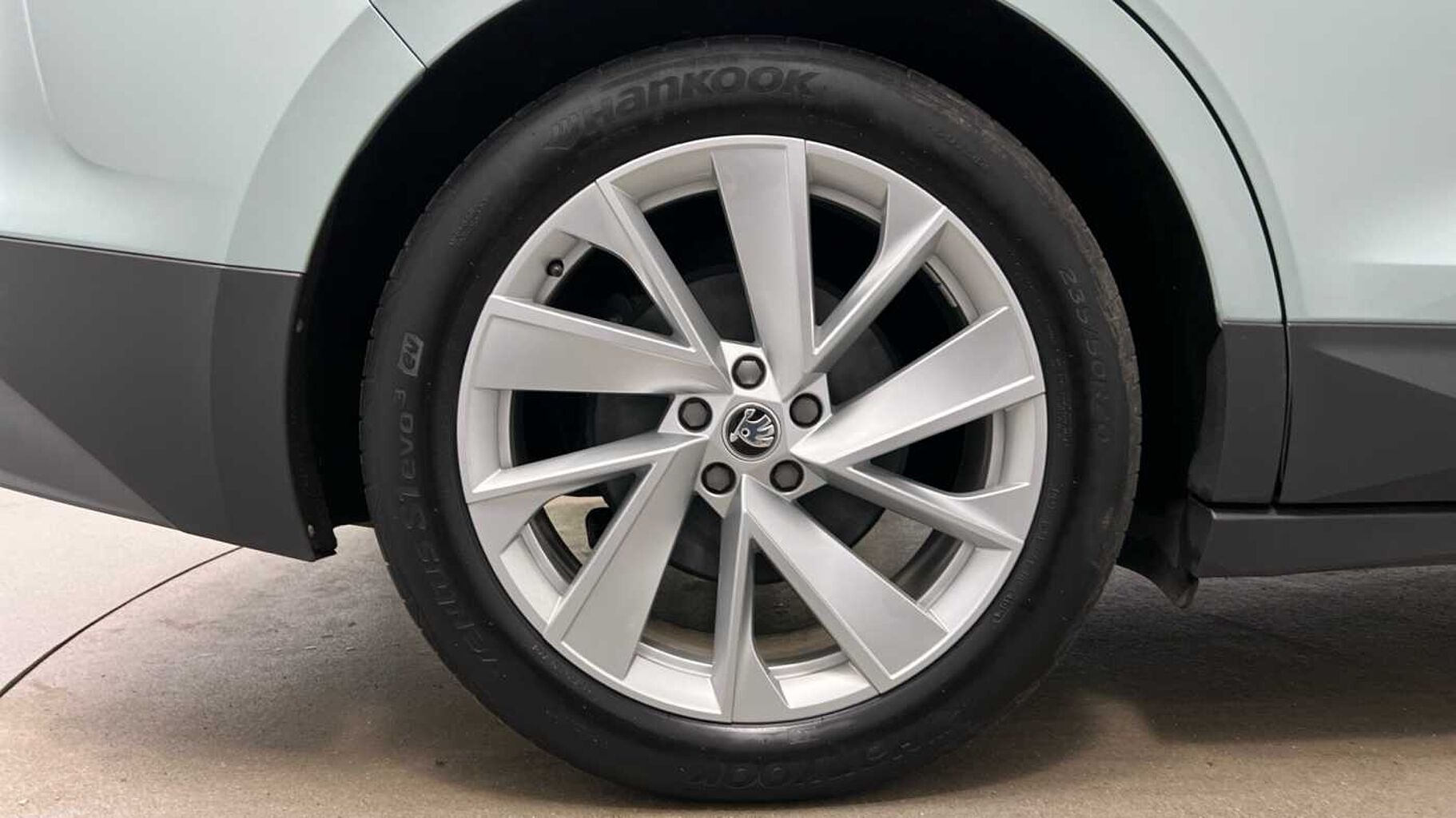 SKODA Enyaq 62kWh 60 Nav Loft SUV 5dr Electric Auto (179 ps)