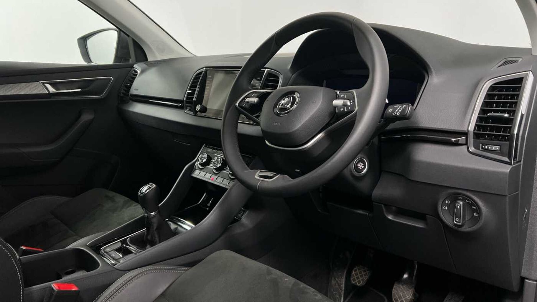 SKODA Karoq 1.0 TSI SE L SUV 5dr Petrol Manual Euro 6 (s/s) (116 ps)