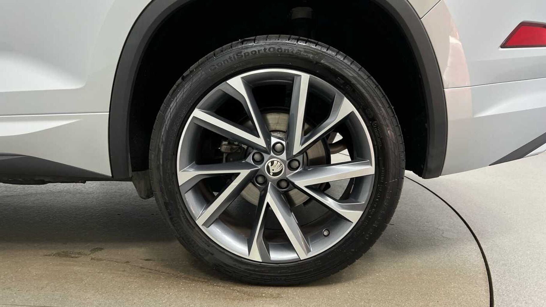 SKODA Kodiaq 1.5 TSI ACT SportLine SUV 5dr Petrol DSG Euro 6 (s/s) (7 Seat) (150 ps)