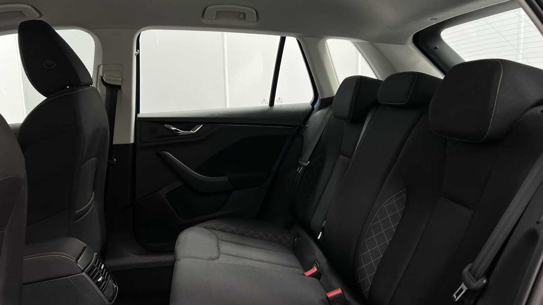 SKODA Kamiq 1.0 TSI SE SUV 5dr Petrol Manual Euro 6 (s/s) (115 ps)